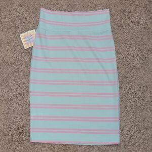 NWT Lularoe Cassie Pencil Skirt Lightweight Stretch Size S 6-8